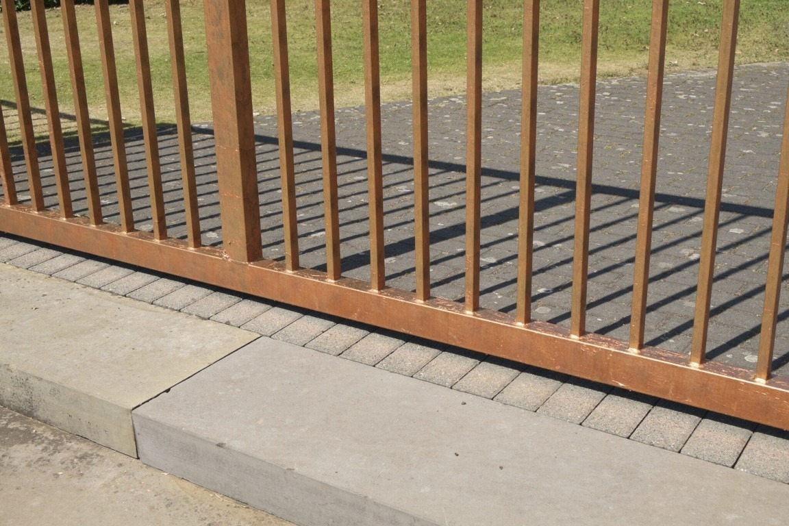 Fotograf: Axel Schneider · Courtesy of the artist; Galerie Karin Guenther, Hamburg · Gefördert von der Stiftung Skulpturenpark Köln · © Stiftung Skulpturenpark Köln, 2024