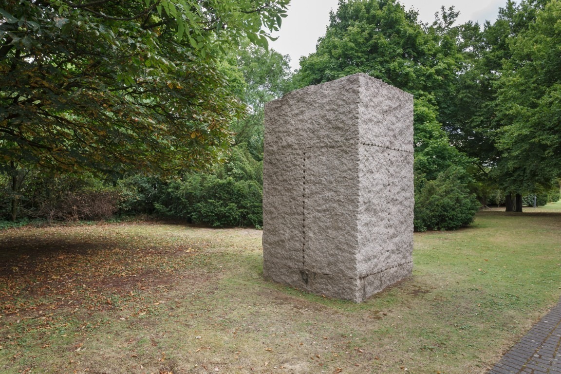 Fotograf: Axel Schneider · Leihgabe Michael und Eleonore Stoffel Stiftung · © Stiftung Skulpturenpark Köln, 2024